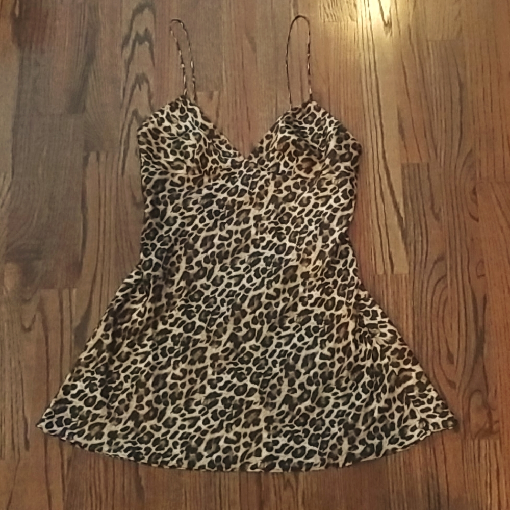 Victoria's Secret Short Nightgown